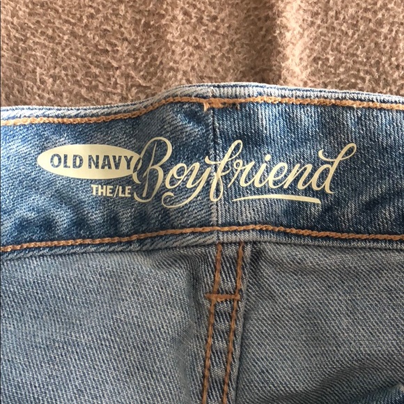Old Navy Women’s Jean shorts - Picture 2 of 2